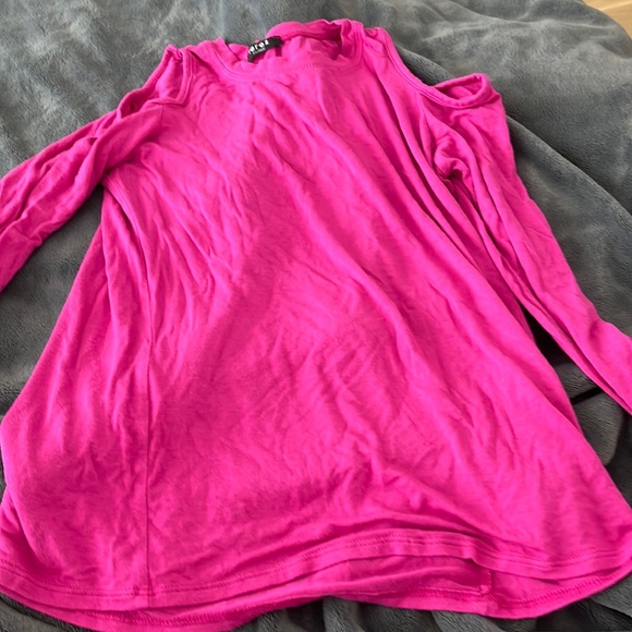 Shirt - Picture 1 of 4